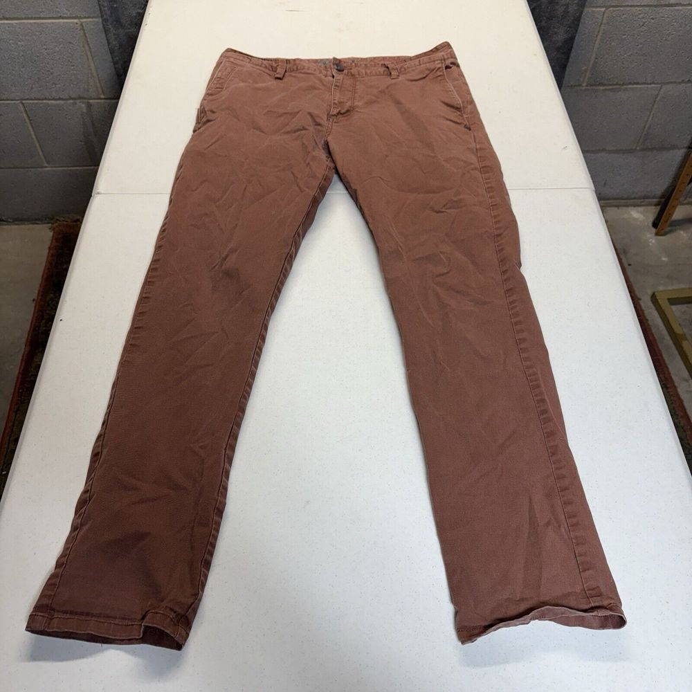 Vuori Pants Men 32 (32x28) Collins Chino Brick Flat Front Stretch Twill 5-Pocket
